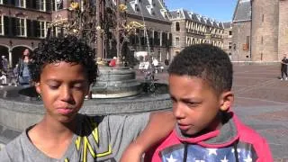 Kinderen maken rap en videoclip over '200 jaar Koninkrijk'