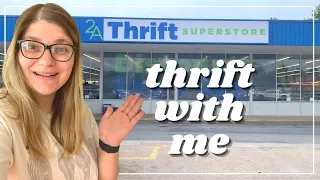 An Impromptu Trip To My Favorite Thrift Store! | Come Thrift With Me!