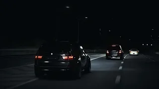 BMW X5M vs ML63 Shutoko street racing