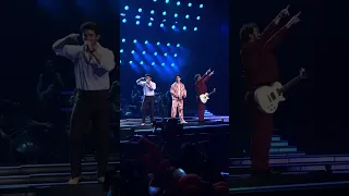 Jonas Brothers - Burnin Up Live