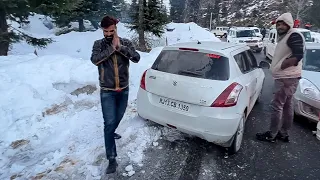 Snow mai fasi gadiya nikali Gypsy se Solang mai 🥶 MANALI