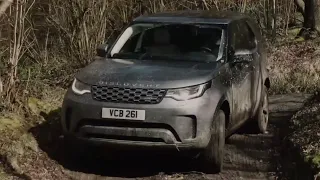 Land Rover Discovery Off Road (2021)