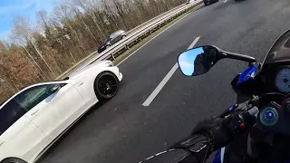 GSX-R 600 vs C43 AMG on the Highway