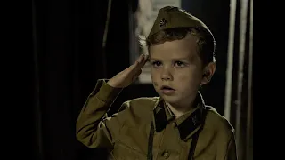Film résumé /Histoire vraie .Un garçon de 6 ans devient le plus jeune soldat de la 2 Guerre mondiale