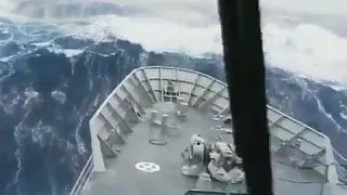 Huge Freak Wave hit US ship