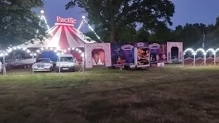 Cirkus Pacific 2023 - osvětlení zvenku.