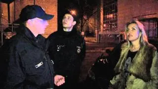 Женщина в Харькове обвиняет полицию в избиении — Патрульные, 05.04