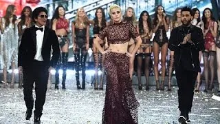 Lady Gaga Victoria's secret fashion show  2016 in Paris