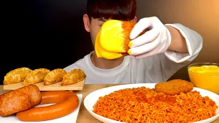 ASMR 🔥화끈한 불닭볶음면과 열라만두 킬바사 통스팸 해쉬브라운 먹방~!! 🥵 Spicy Noodles With kielbasa Spam Hash Brown MuKBang~!!