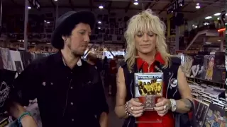 Michael Monroe and Sami Yaffa - What's In My Bag?