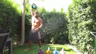 120 Kettlebell Snatch 24kg