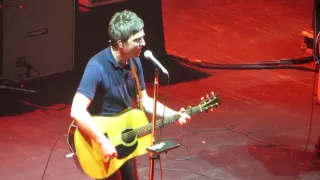 Noel Gallagher - Half the World Away (Oasis) Live @ O2 Academy