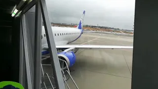 Первый полет на самолете. Чем кормит Belavia? [EMBRAER 195]