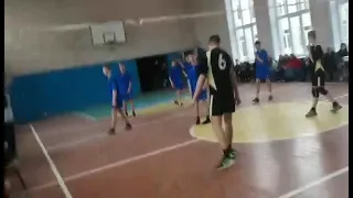 Районні змагання з волейболу