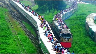 Rare Meter Gauge & Broad Gauge Train crossing / Ekota Express Train & Dewanganj Express Train