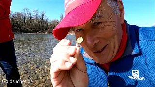 Goldwaschen am Rhein - Wir prospektieren auf neuen Schürfstellen