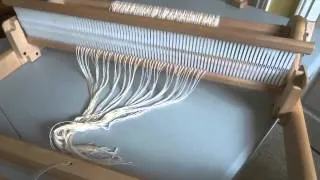 how to warp a rigid heddle loom - weaving - how to-learn to weave