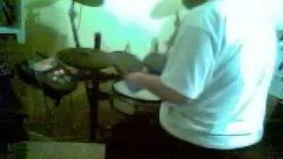 Clauds drum solo on a Roland V-Drums TD-6K - Short clip