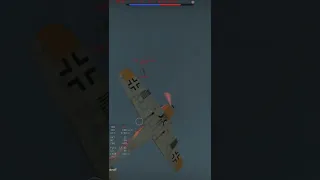 [Snaproll] War Thunder - Fw 190 F-8 vs XP-50 #shorts