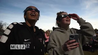 Totality in Tupper Draws Thousands