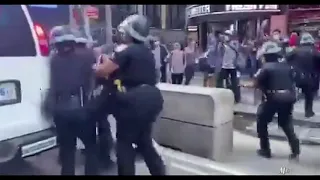 Беспорядки в Америке Полиция отрывается