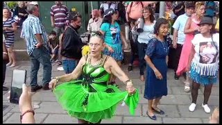 #baile #plazalibertad #yajaira baila y canta la señorita cumbia