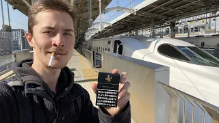 Smoking a Cigarette on the Shinkansen at 176mph