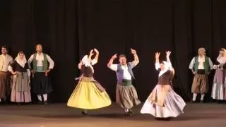 Balearic folk dance: S'hort den boire