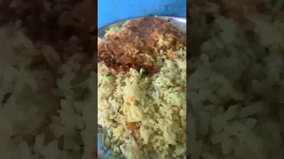 Bangalore me Pg  me khana milta  hai