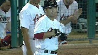 WSH@HOU: Altuve singles to right in his MLB debut