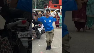 Jadu ki Jhappi🤣De di maine Puppy😘Crazy Dance in Public😂 #shorts #youtubeshorts #shortsvideo