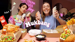 Taco Bell Mukbang met Anna Nooshin | Beautygloss