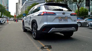 Toyota Corolla Cross GR-S HEV - POV City Drive