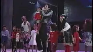 Michael Jackson 台灣 高雄演唱會 用台語說:我愛你