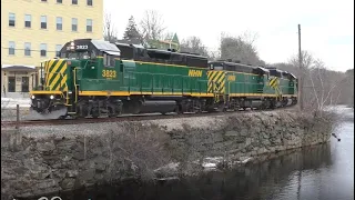 Watching the New Hampshire Northcoast Sand Train in Somersworth, New Hampshire