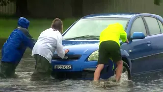 'Tough 24 hours ahead' as rains flood Sydney