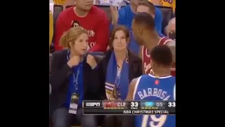 LeBron caught this fan calling him a crybaby 😅nba funny moments#shorts