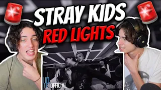 Stray Kids "강박 (방찬, 현진)(Red Lights (Bang Chan, 현진))"에 대한 남아공 반응 영상!!! 🚨