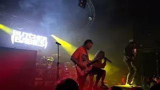 Butcher Babies - KING PIN (Live in Glasgow)