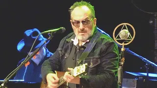 Elvis Costello, Brilliant Mistake / Boulevard Of Broken Dreams (live), Oakland, Nov. 14, 2021 (4K)