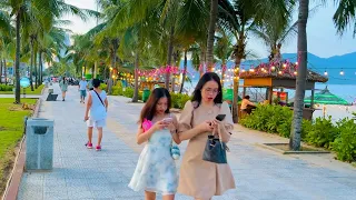 Vietnam Walking Tour - Da Nang Beach at Evening🏖 - My Khe & Pham Van Dong Beach