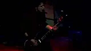 Goldfinger - "99 Red Balloons" (Live - 2004) The Show Must Go Off!