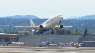 Swiftair N440US Boeing 737-400 Takeoff Portland (PDX)