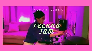 Gamma Vibes - Rolands Jam with TR-8S, TB-03 & SH-01A