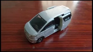 Review Diecast Tomica Toyota Vellfire