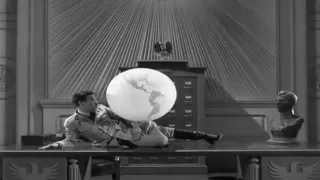 O Grande Ditador 1940 ( Cena do Globo Terrestre)