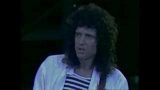 Queen - Under Pressure - Wembley 12 July [Brian May cam] [Loud guitar]