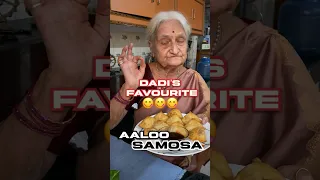 मज़ेदार AALOO के SAMOSE with दादी👌🏼😋|| Tasty and Easy Recipe|| Namaste 🙏🏼❤️#shorts #samosa