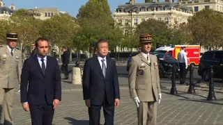 S. Korea's Moon visits Arc de Triomphe in Paris on Europe tour