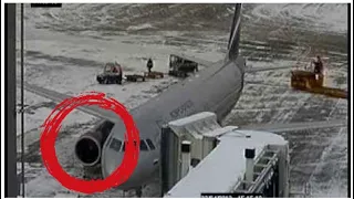 Almost sucked along with the cone into the engine/Чуть не засосало вместе с конусом в двигатель